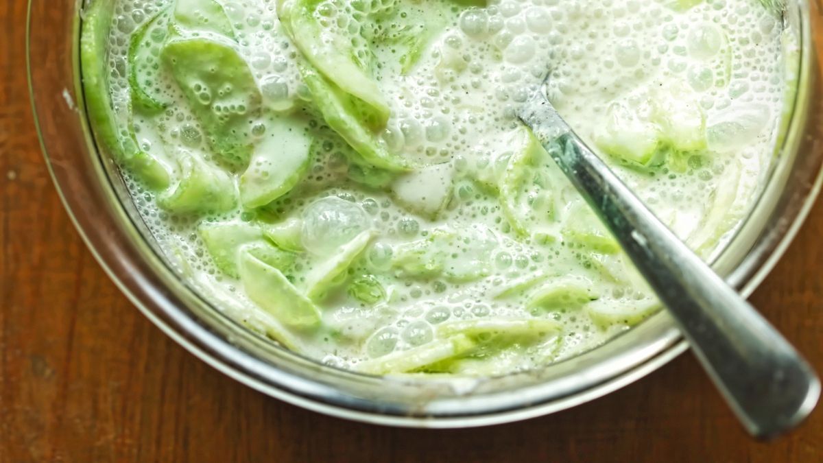 Mizeria ze śmietanką