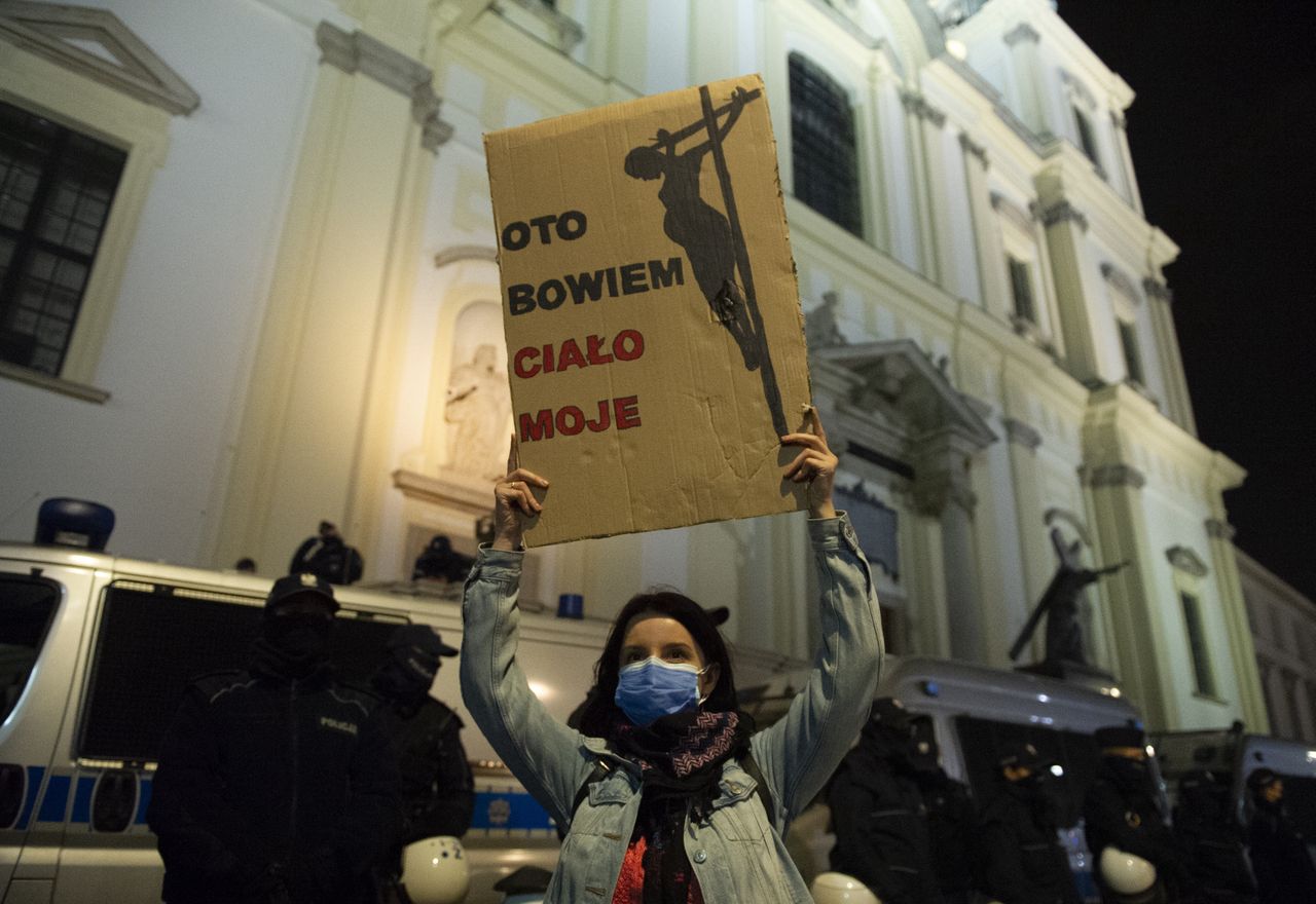 Szwedki chcą pomóc Polkom. Walczą o bezpłatną aborcję dla chętnych