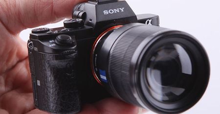 Jeśli nie potraficie zostawić ukochanego aparatu w domu, mamy dla Was rozwiazanie