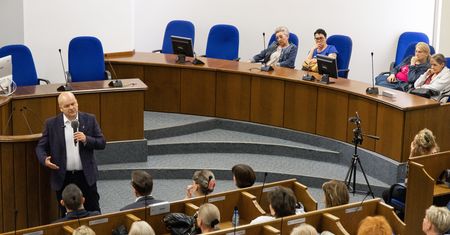 Levi Strauss zamyka zakład w Płocku. Walczą o odprawę. "Żałosna propozycja"