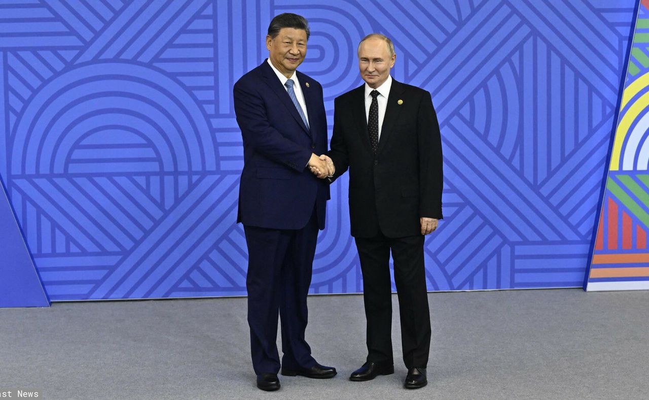 Xi do Putina: Chiny i Rosja "idą ręka w rękę"