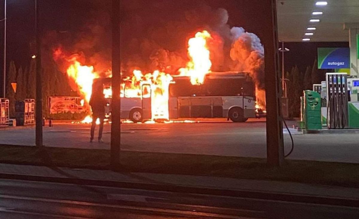 Pożar autobusu pod Krakowem