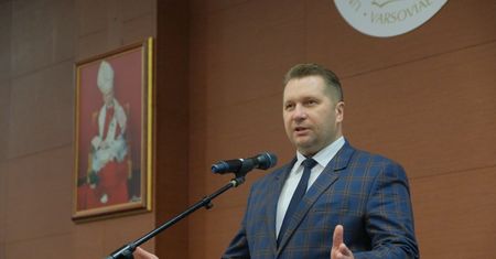 Pomysł Czarnka przyjęty. "Za" była także opozycja
