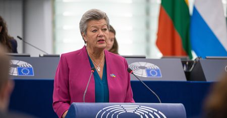Cyfrowy dowód i paszport. KE przyjęła propozycje przepisów