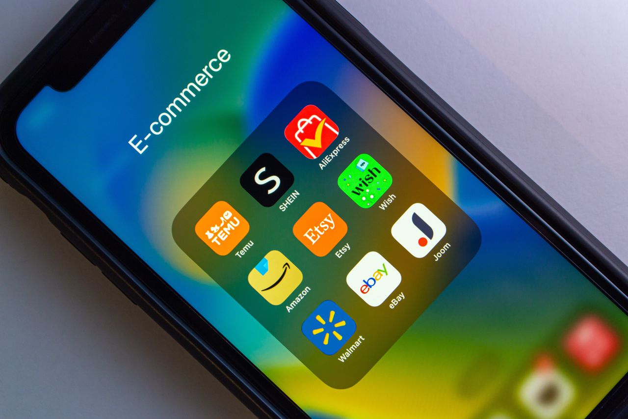 Zakupy internetowe z Chin z nowym podatkiem? Ministerstwo zabrało głos