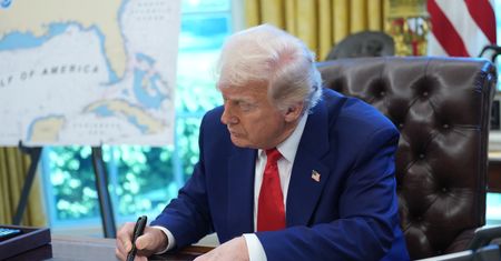 Nowe rozporządzenie Trumpa. Ułatwi eksport broni