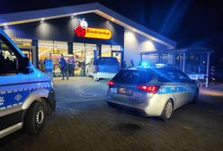 Wjechał volkswagenem w witrynę sklepu. Dwie osoby zostały ranne