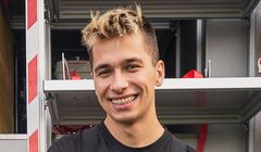 JR Holding wprowadzi Ekipę youtubera Friza na rynek giełdowy, obejmie 12 proc. jej akcji