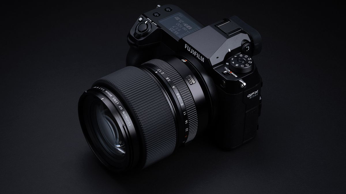 Fujifim GFX 50S II: Średni format, doskonała jakość i sensowna cena 1