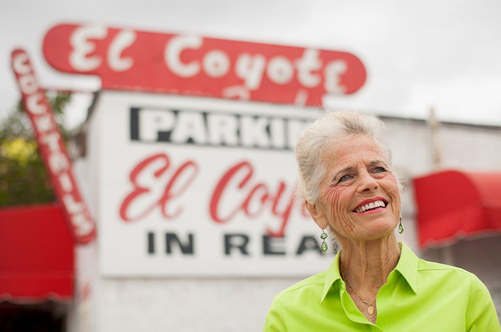 „Americana” Garroda Kirkwooda to minimalistyczny obraz wyluzowanej Kalifornii 9