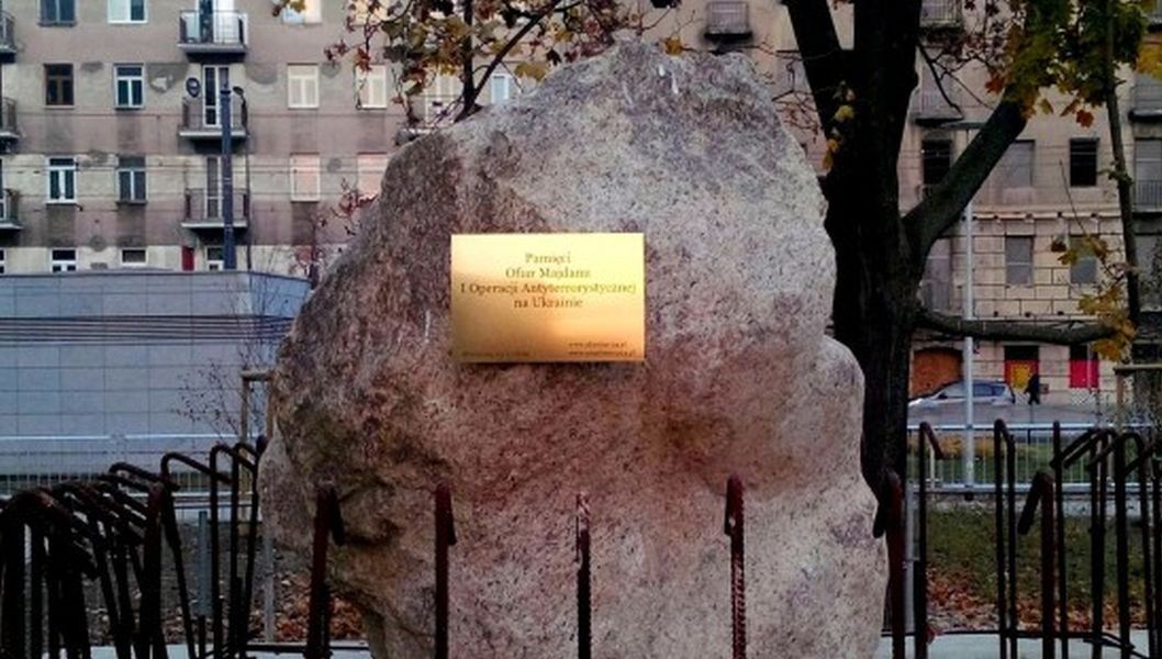 Usunęli "Kamień Majdanu" z placu Wileńskiego