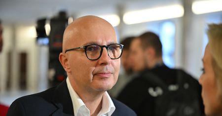 Odszedł ze stanowiska w MAP. Ma 12 mieszkań. Oto majątek Kropiwnickiego