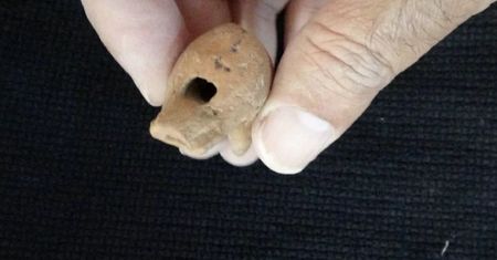 Ciekawe odkrycie w Turcji. Archeolodzy znaleźli to w grobie dziecka