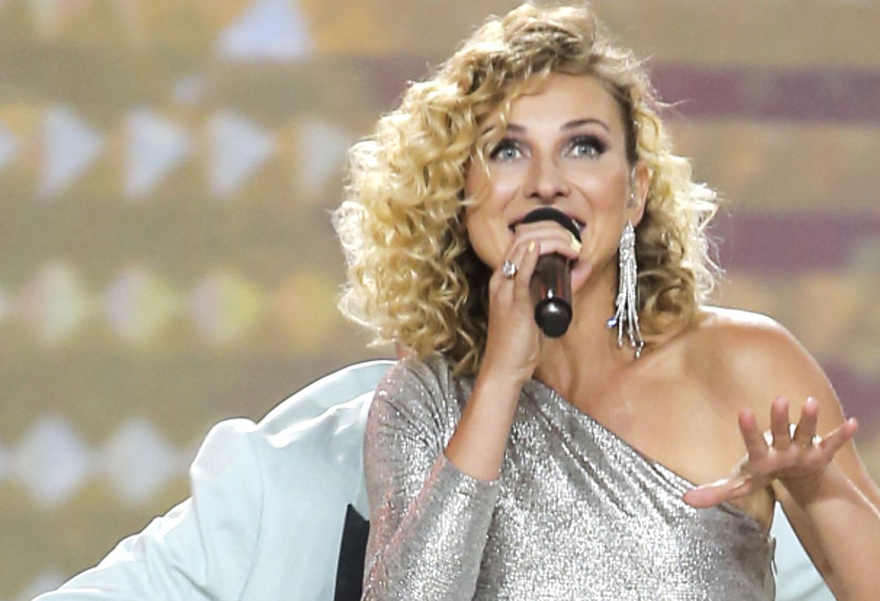 Joanna Moro podczas legendarnego już występu w Sopocie