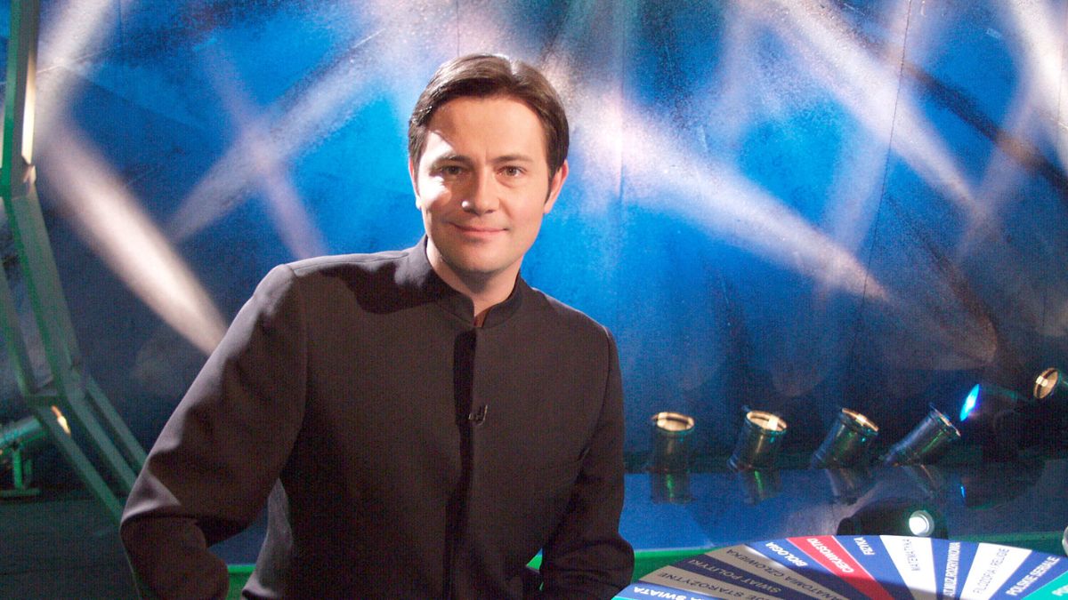 Krzysztof Ibisz o mundurku z "Awantury o kasę"