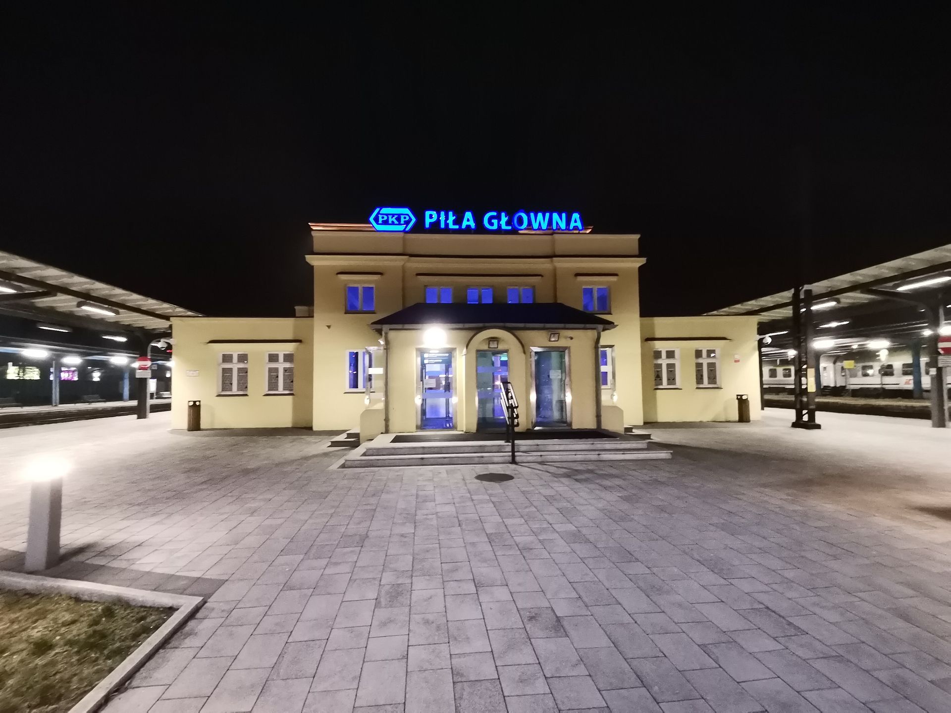 Huawei P40 lite: pierwsze wrażenia i zdjęcia z aparatu 14