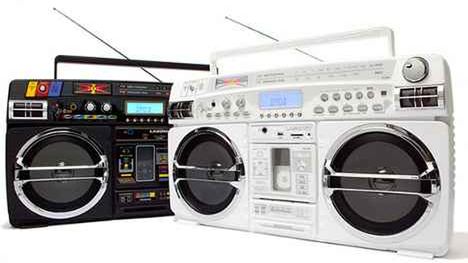 Retro na fali - iPod Boombox 1