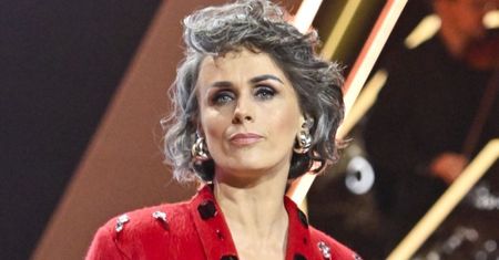 "Wkręca się niczym bluszcz". Mówi o tej trzeciej w związku