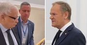Szedł z Kaczyńskim. Odpowiedział za niego na pytanie o Tuska
