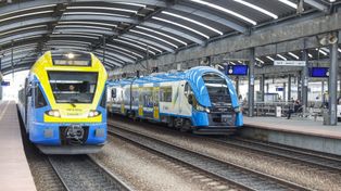 Najpopularniejsza trasa kolejowa w Polsce łączy Śląsk z Małopolską. Wysoko jest też połączenie Katowice - Gliwice