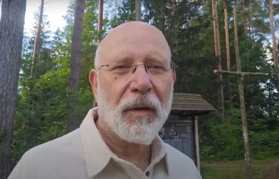 Poezja, malarstwo... Były szef KRRiT ma nowy pomysł na siebie w internecie