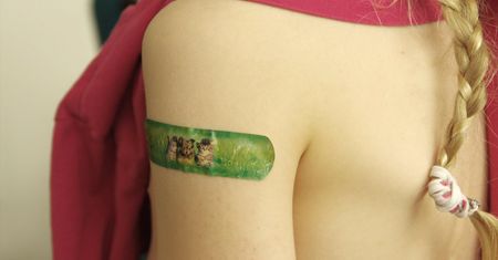 Dziecko miało problemy ze zdrowiem. Matka walczy o zbadanie składu szczepionki