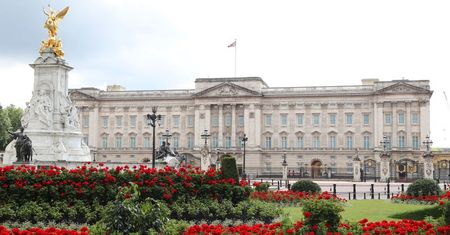Szykują się zwolnienia w Pałacu Buckingham? Elżbieta II może nie wrócić do londyńskiej rezydencji