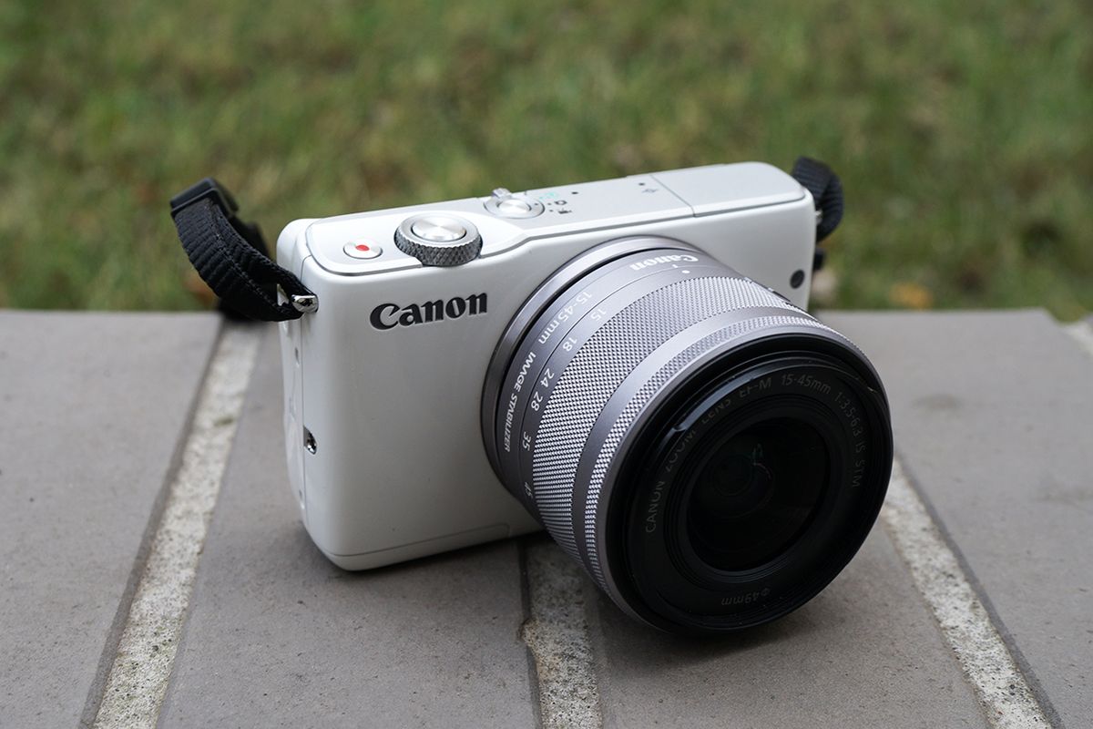 Canon EOS M10