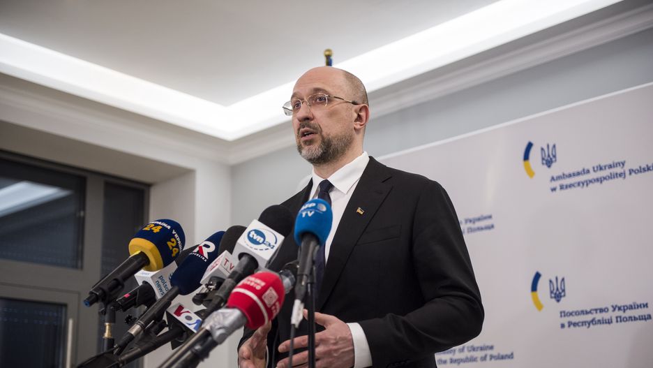 Warszawa 05.05.2022 N/Z Denys Szmyhal, premier Ukrainy podczas konferencji prasowej w ambasadzie Ukrainy w Warszawie.