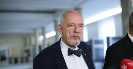 Korwin-Mikke w szpitalu. Polityk zabrał głos