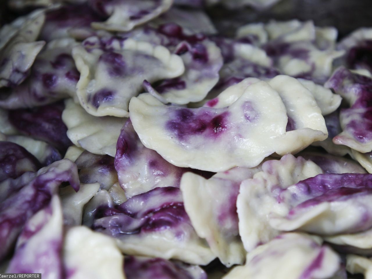 How to make blueberry pierogi?