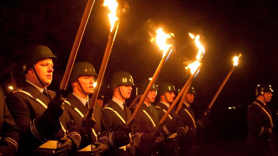 Ceremonia niemieckiej armii na cześć ustępującego dowódcy wojsk amerykańskich w Europie gen. Donalda Campbella