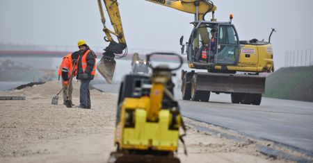 Zaciekła walka o zlecenia. Branża: to sparaliżuje budowy