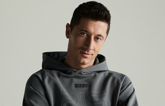 4F wprowadza pierwszą kolekcję promowaną przez Roberta Lewandowskiego