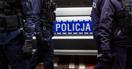 Zatrzymano policjantkę i policjanta. Sprawa dotyczy narkotyków