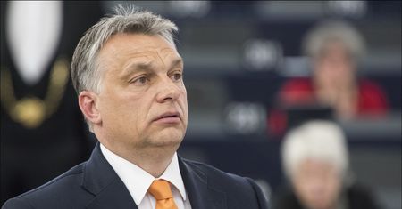 Orban pokazuje Węgrom inny świat. Zdumiewająca telewizja