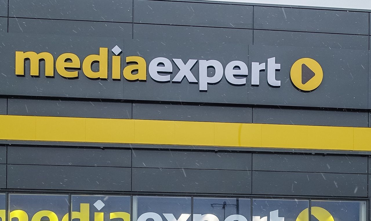 W Media Expert od 289 zł. Ułatwia czyszczenie kostki i elewacji
