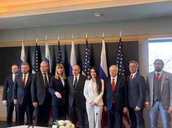 Kontrowersyjne spotkanie na Kapitolu. Pojawiła się tam delegacja Rosjan