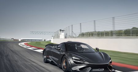 McLaren 765LT z polskim cennikiem. O zawał przyprawiają dopiero ceny opcji