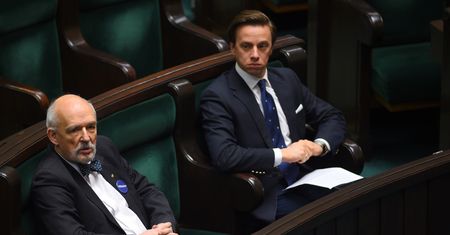 Najnowszy sondaż. Zaskakujący wynik Konfederacji, PiS liderem