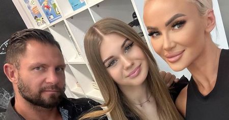 Córka Izabeli Macudzińskiej z "Królowych życia" zmieniła się nie do poznania. Nastolatka już zaczęła karierę w mediach (ZDJĘCIA)