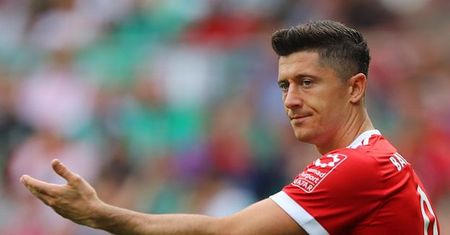 Szef Bayernu grozi Lewandowskiemu: "Jeśli ktoś publicznie atakuje klub, to będzie miał ze mną do czynienia"