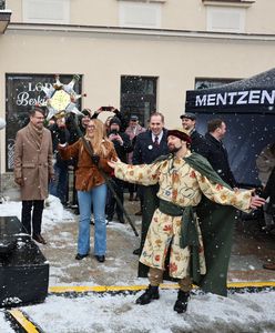 Takiego spotkania Mentzen się nie spodziewał. "Śmierć" z kosą na scenie