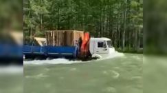 Rosja. Ciężarówką po rzece. Niezwykłe nagranie