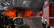 CHODZIEŻ: POLICJANCI W AKCJI – URATOWALI CZŁOWIEKA Z PŁONĄCEGO BUDYNKU
