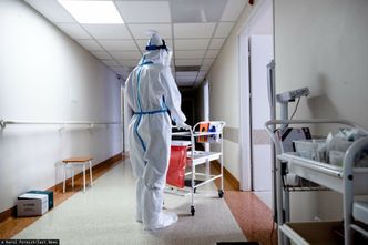 Pomoc finansowa dla rodzin medyków zmarłych na COVID. Walczą o specjalne renty