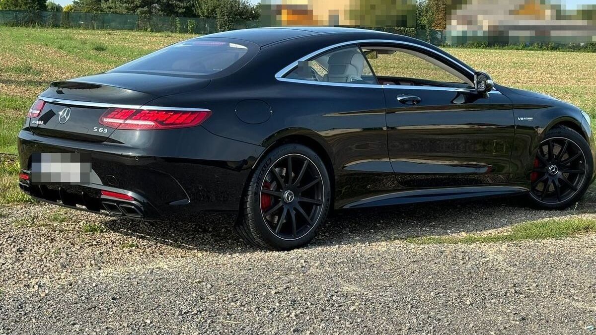 Kierowca mercedesa jechał z prędkością 200 km/h po S19