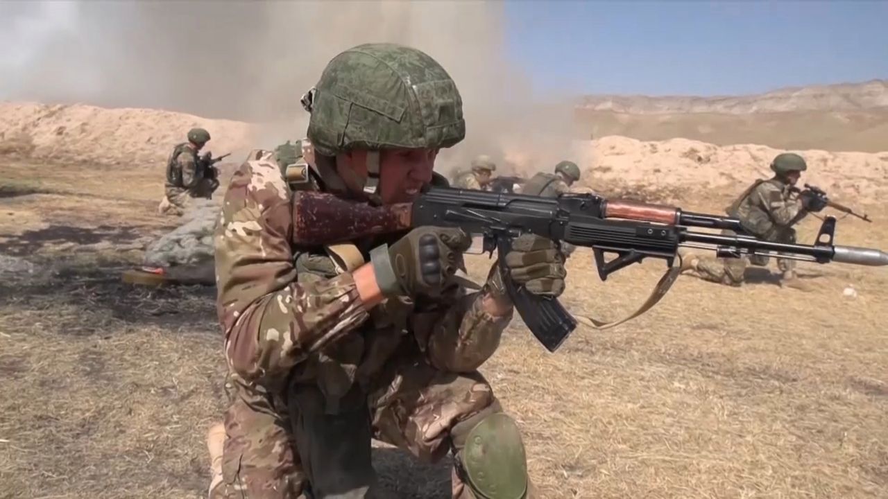 Rosja wysłała wojsko na granicę z Afganistanem. Pokaz siły