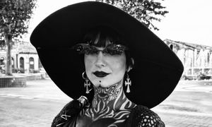 30-letnia influencerka i jej partner odnalezieni martwi przy drodze. Na ich ciałach znaleziono ślady ran postrzałowych
