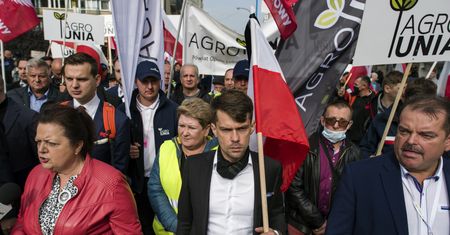 Protest rolników na drogach krajowych. Michał Kołodziejczak zatrzymany przez policję